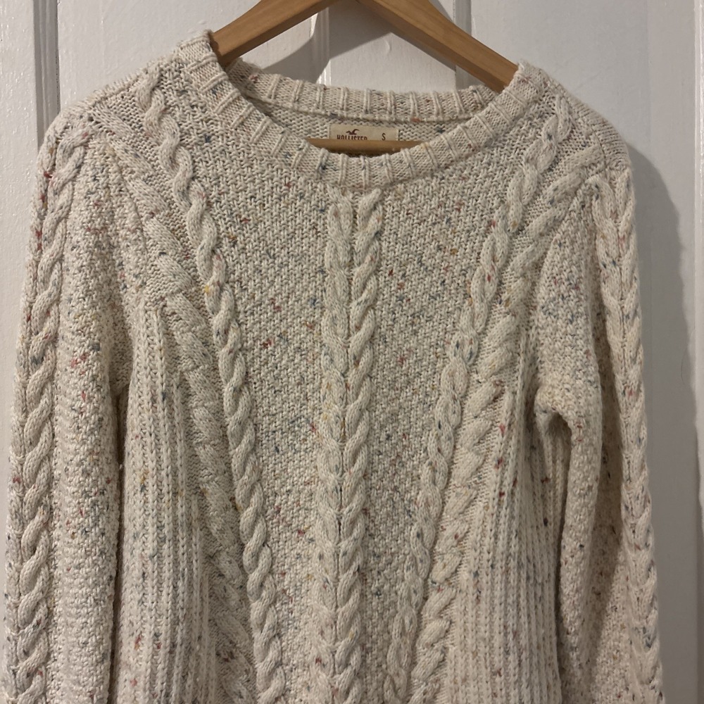 Hollister Wool / Polyester Blend Women's Sweater Size‎ Small